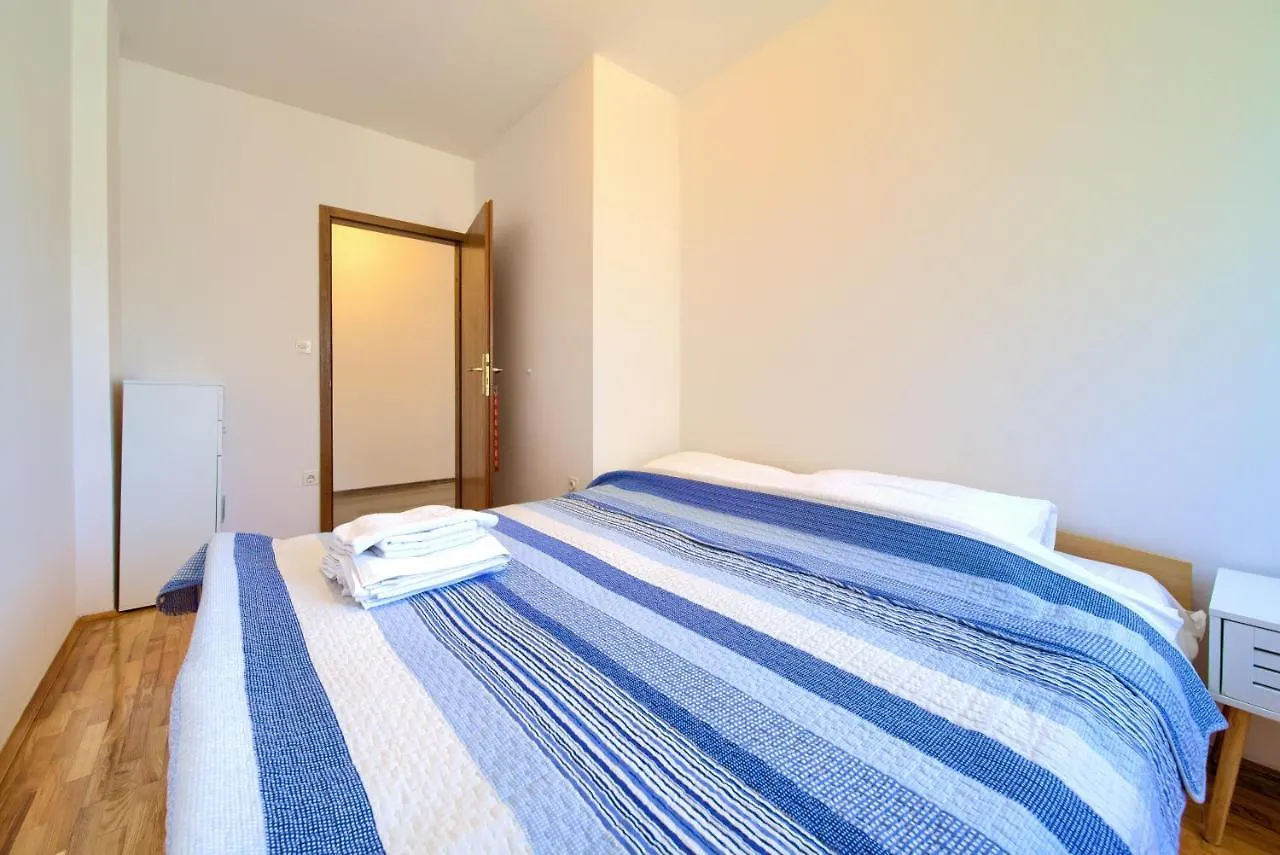 Apartments Dundo Njivice Horvátország