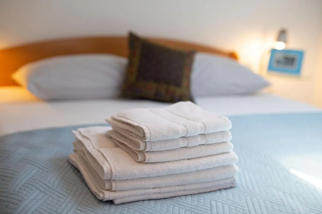Apartments Dundo Нивице 0*,